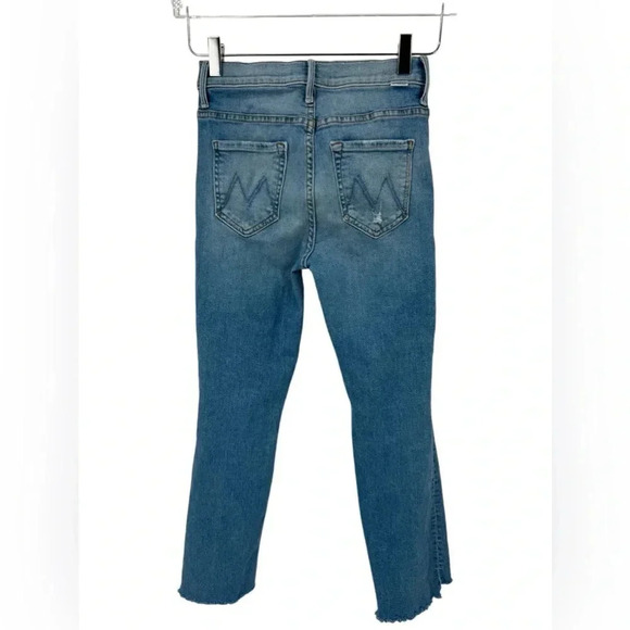 Mother|| The Insider Crop Step Fray Hem Jeans Thrilling Shots Size 25 B2331 - Picture 5 of 8